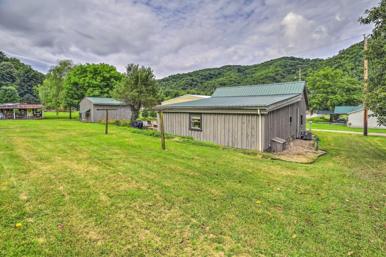 Damascus Cottage With Fire Pit - 1 Mi To Trails Bagian luar foto